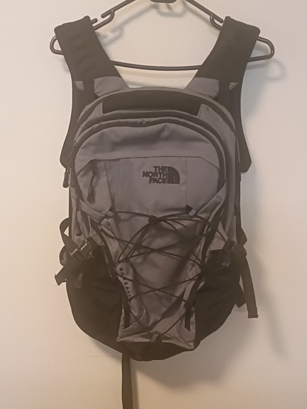 The North Face Gray and Black Men's Daypack Backpack Camping Hiking Travel